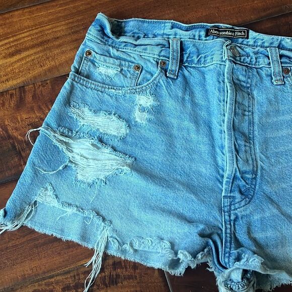 Abercrombie & Fitch Blue Jean Shorts Distressed High-Waisted - Picture 4 of 8